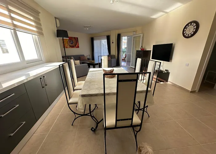 Thalassa Apartament *