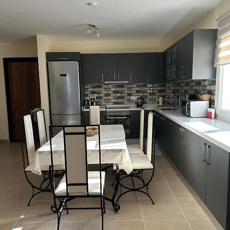 Thalassa Apartament